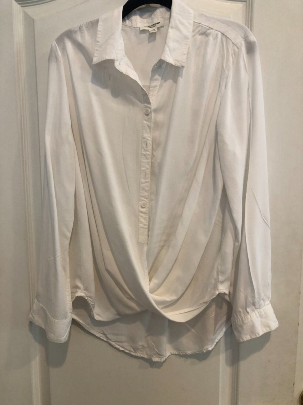 Beach Lunch Lounge Cuffed Long Sleeve Button Down Twisted Front Shirt - Size M